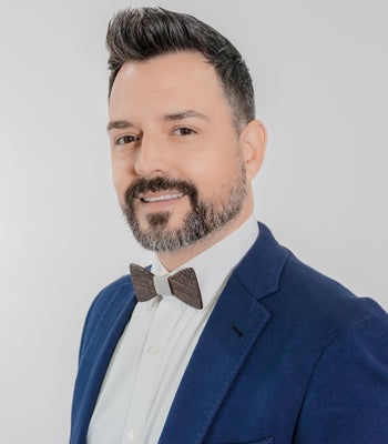 Portrait of Brian Brookins, Realtor.