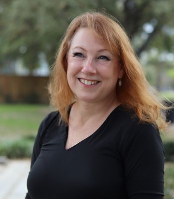 Portrait of Martha Beaudry, Broker Associate.