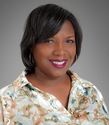 Portrait of Norrita Johnson, Realtor.