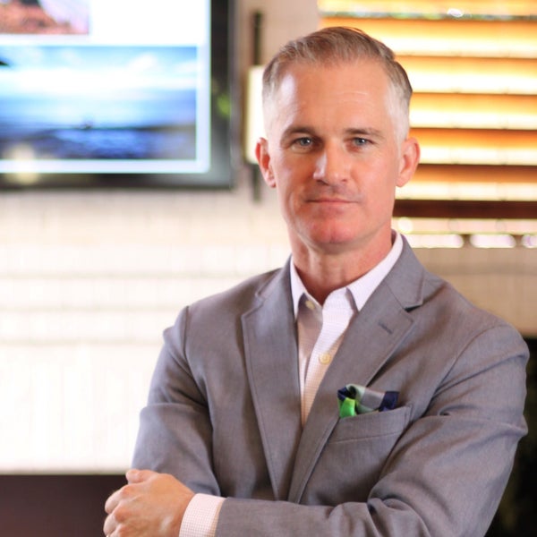 Damian Ogier, Realtor