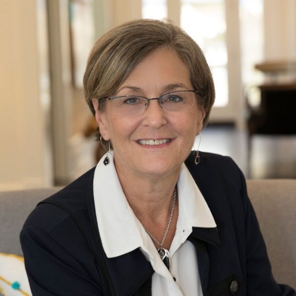 Leslie Sjurseth, Realtor
